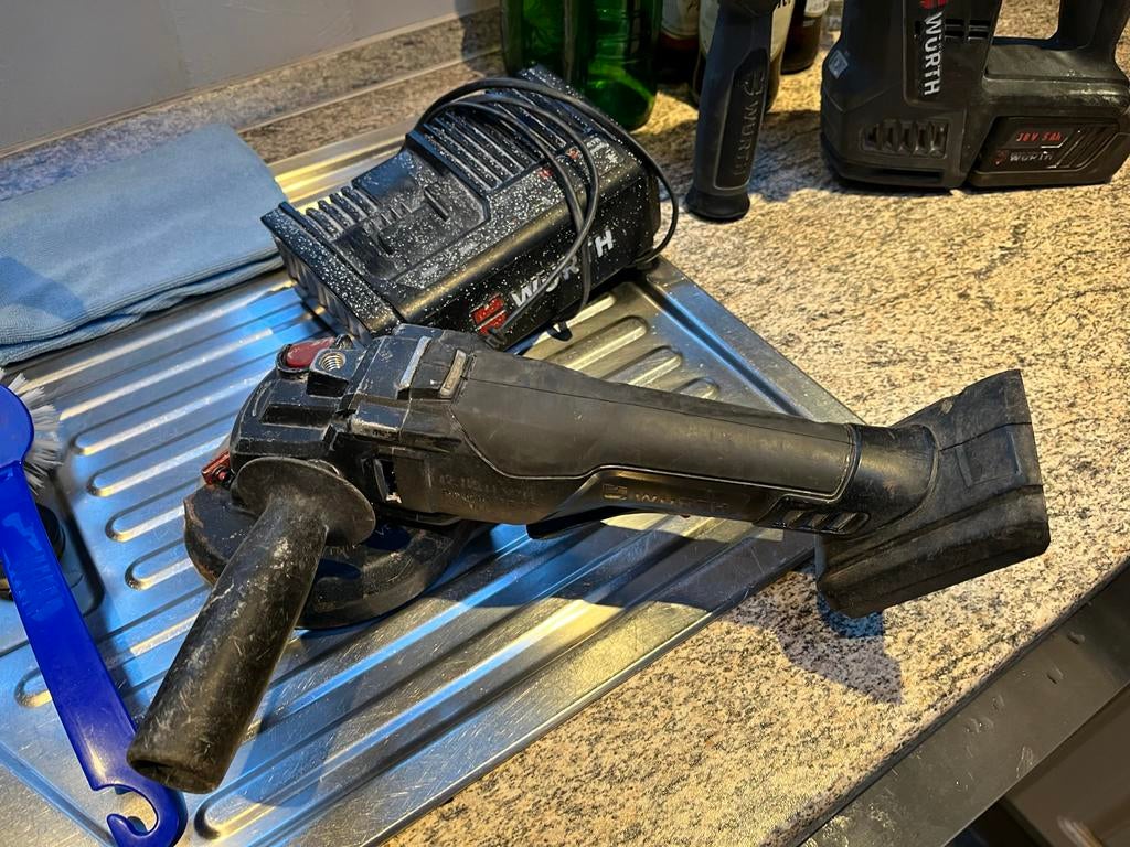 Wurth Gereedschap Set: Haakse Slijper, Stofzuiger & Tas, Doe-het-zelf en Verbouw, Gereedschap | Slijpmachines, Ophalen of Verzenden