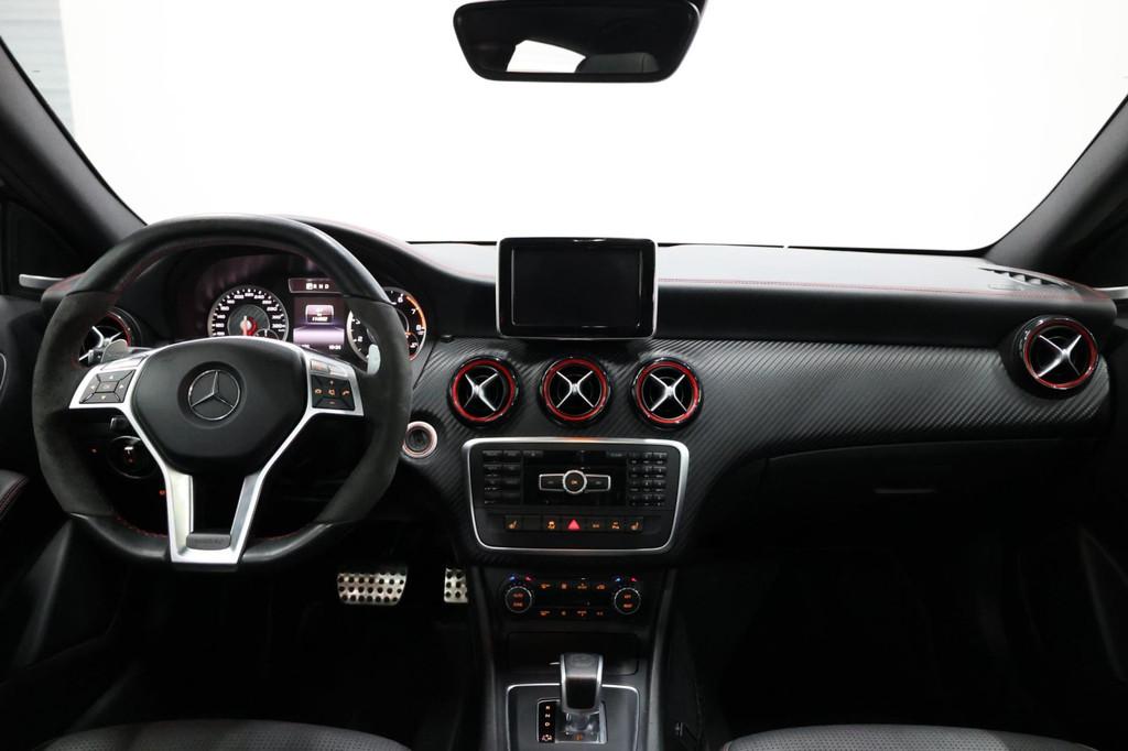 Mercedes-Benz A-klasse AMG 45 4MATIC 361+PK LED/LEER+S.VERWA, Automaat, Gebruikt, Euro 6, 4 cilinders