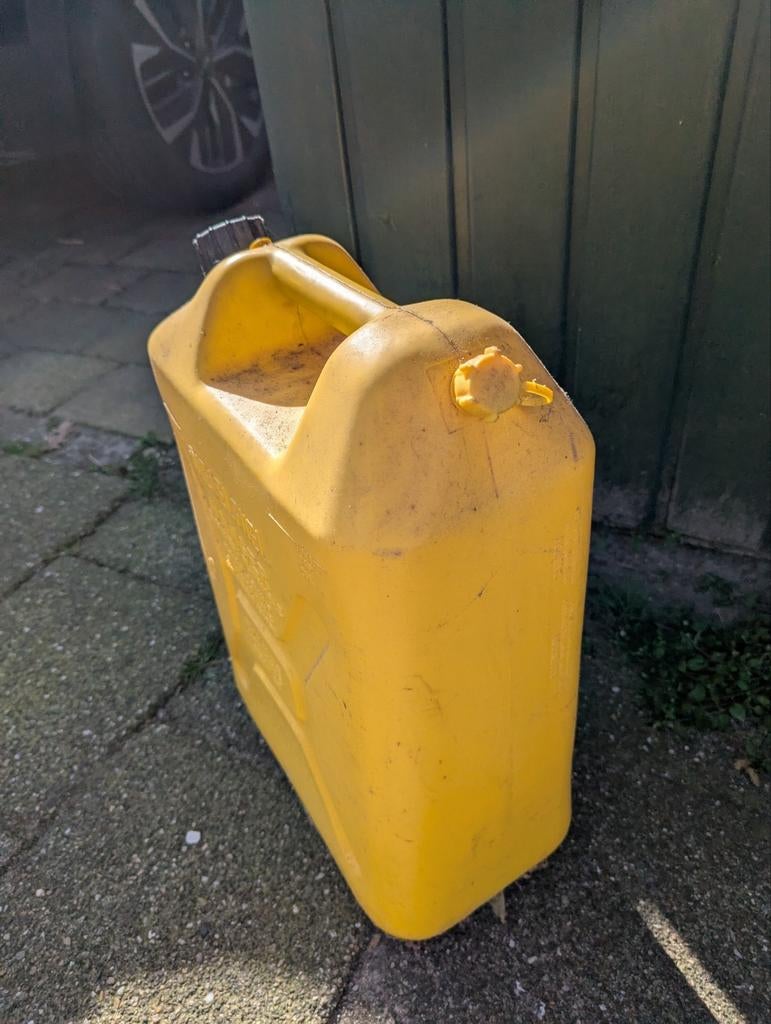 Diesel jerrycan 20 liter, Auto diversen, Overige Auto diversen, Ophalen