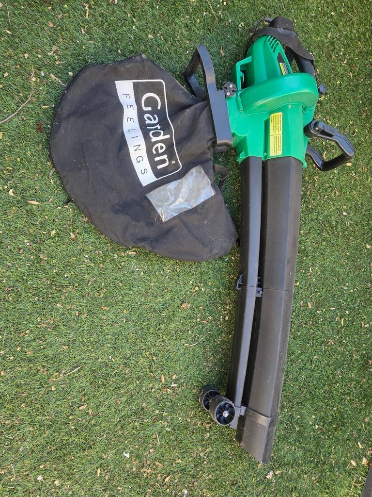 Garden Feelings Bladblazer met Zuigfunctie en Opvangzak, Tuin en Terras, Bladblazers, Garden Feelings, Gebruikt, Met opvangzak