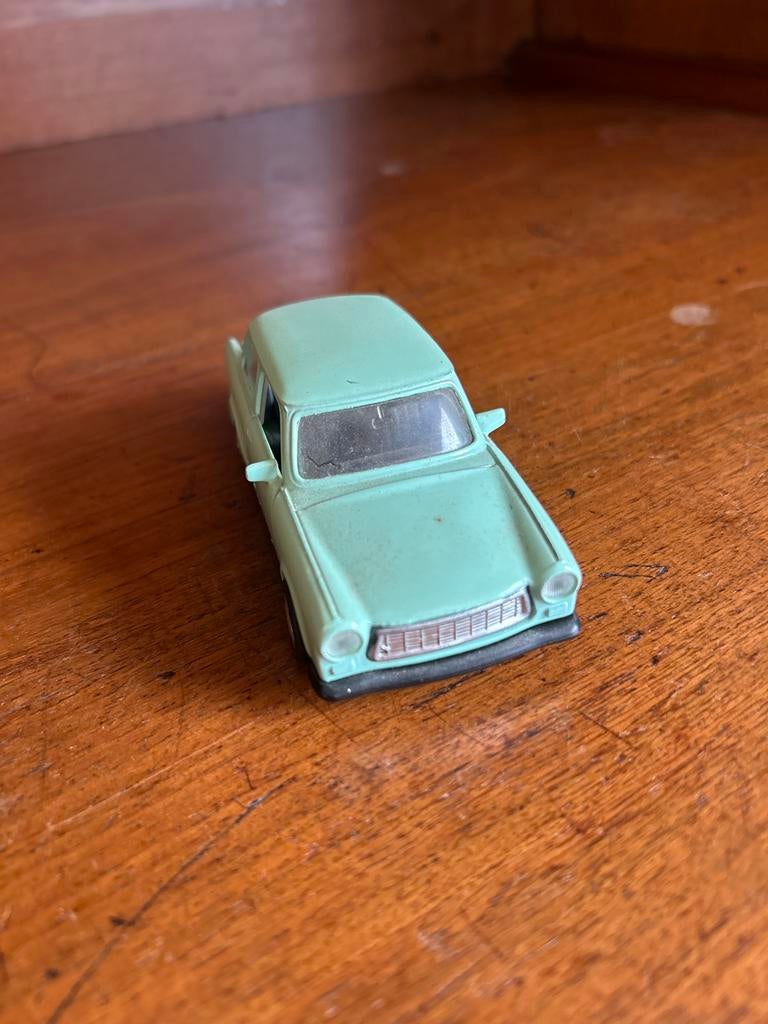 Vintage Trabant 601 modelauto - Lichtgroen, Overige merken, Gebruikt, 1:50 of kleiner, Auto