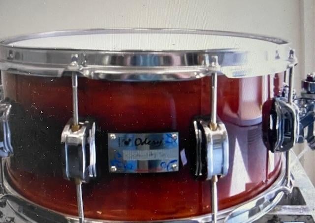 DAGDEAL drums: Zildjian bekkens, flightcase, Snares, sticks, Muziek en Instrumenten, Drumstellen en Slagwerk, Gebruikt, Tama, Ophalen of Verzenden