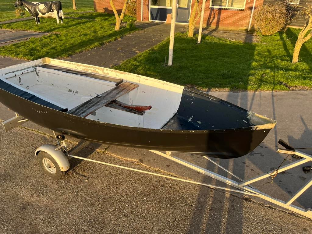 Bootje incl. trailer, Ophalen of Verzenden, Zo goed als nieuw, Overige typen, Motorboot