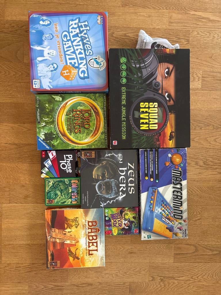 Collectie bordspellen en kaartspellen, Hobby en Vrije tijd, Gezelschapsspellen | Bordspellen, Een of twee spelers, Ophalen of Verzenden
