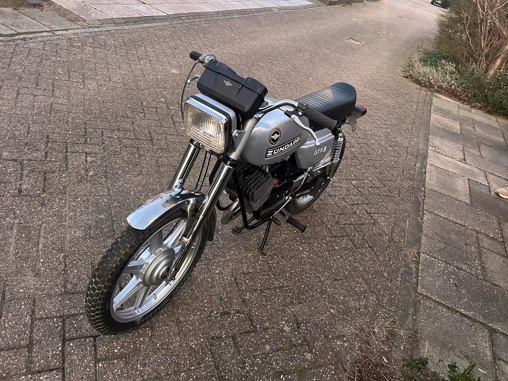 Gewoon een leuke Zundapp, Gebruikt, Maximaal 45 km/u, GTS50, 4 versnellingen