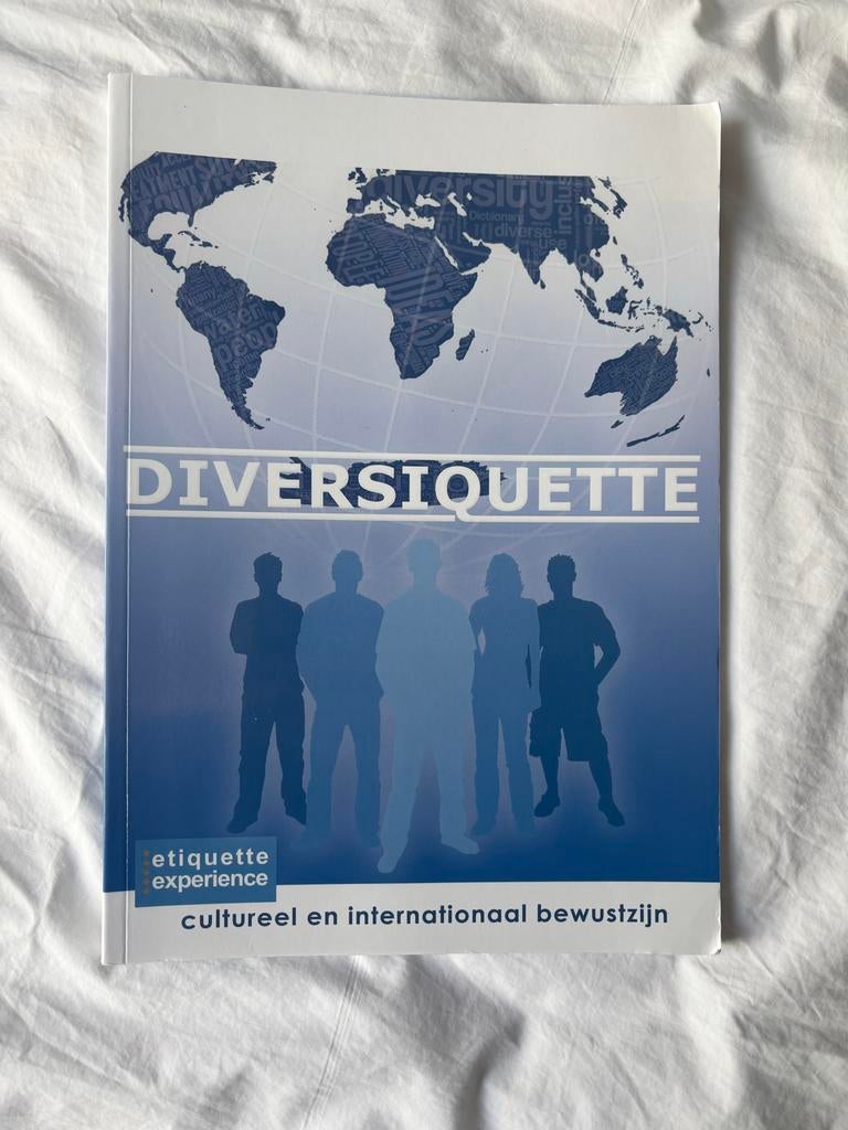 Diversiquette: Cultureel en Internationaal Bewustzijn, Boeken, Ophalen of Verzenden, Gamma, Zo goed als nieuw, HBO