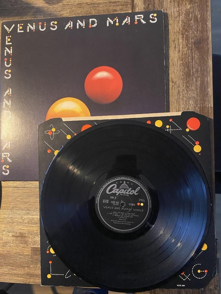 Wings – Venus And Mars, Ophalen of Verzenden, 1980 tot 2000, Zo goed als nieuw, 12 inch