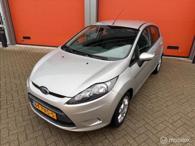 Ford Fiesta 1.25 Limited 5 DEURS APK 02-2027 KM NAP, Auto's, Voorwielaandrijving, Euro 5, Stof, 1242 cc