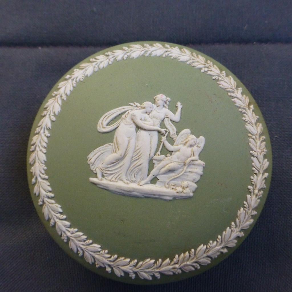 Wedgewood porseleine bakje groen, Ophalen of Verzenden, Zo goed als nieuw, Porselein, Overige typen