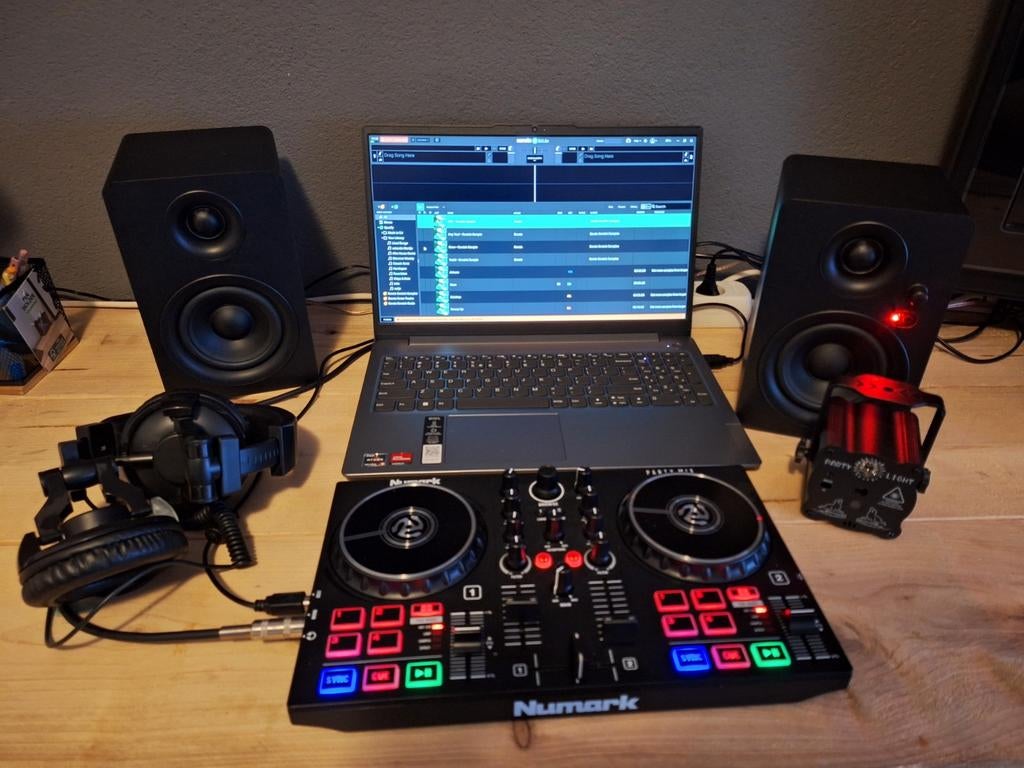 Numark party mix, Ophalen of Verzenden, Zo goed als nieuw, Numark