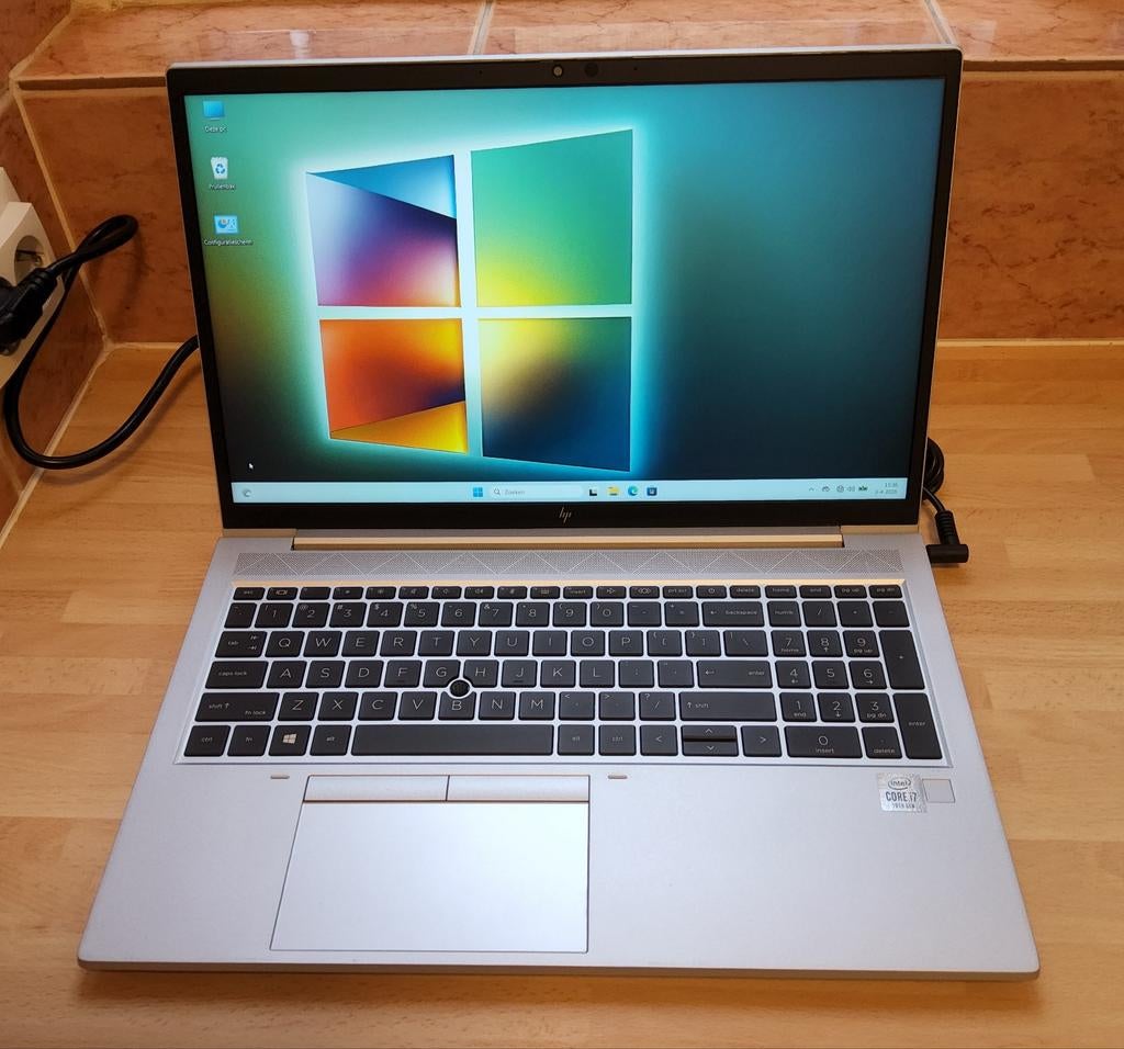 i7 10e gen * hp laptop* LED toetsen * Win 11 pro * wifi 6, Ophalen, 256 GB, 2 tot 3 Ghz, 8 GB