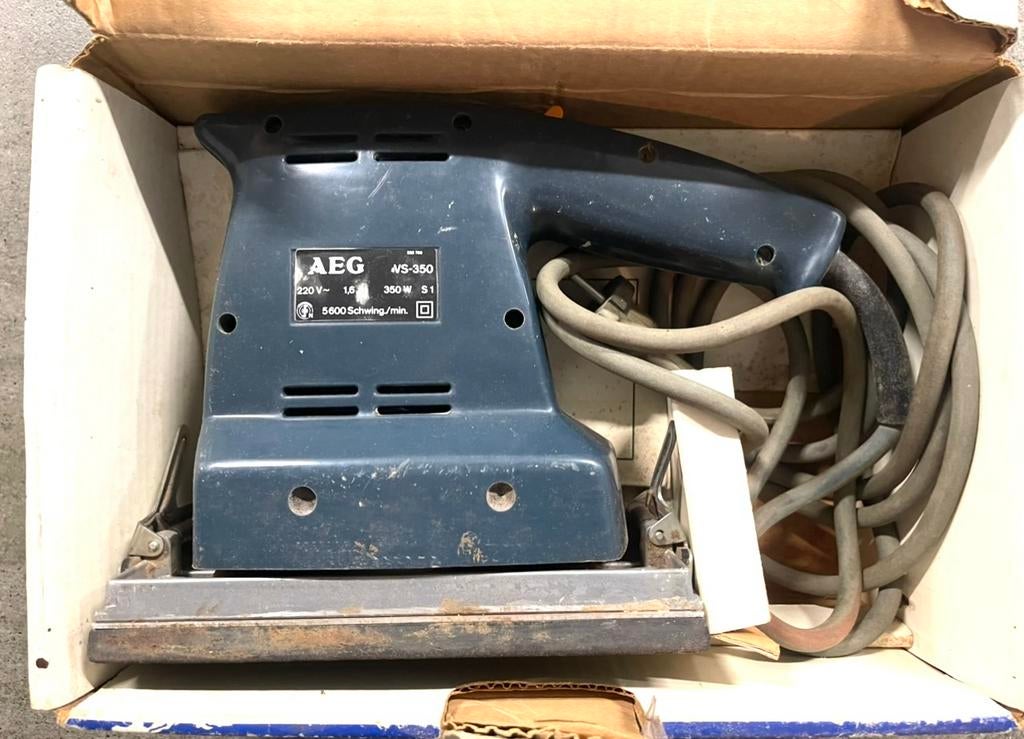 AEG schuurmachine, Doe-het-zelf en Verbouw, Ophalen, Gebruikt, Minder dan 600 watt, Vlakschuurmachine