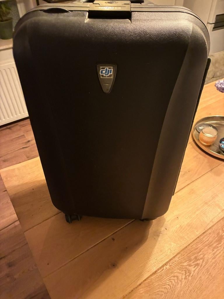 DJI Phantom 2 (p330z), Ophalen, Gebruikt, 5 tot 10 kilometer, 15 tot 30 minuten