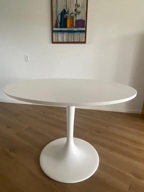 Witte ronde Ikea tafel, Ophalen, Kunststof, Gebruikt, Rond
