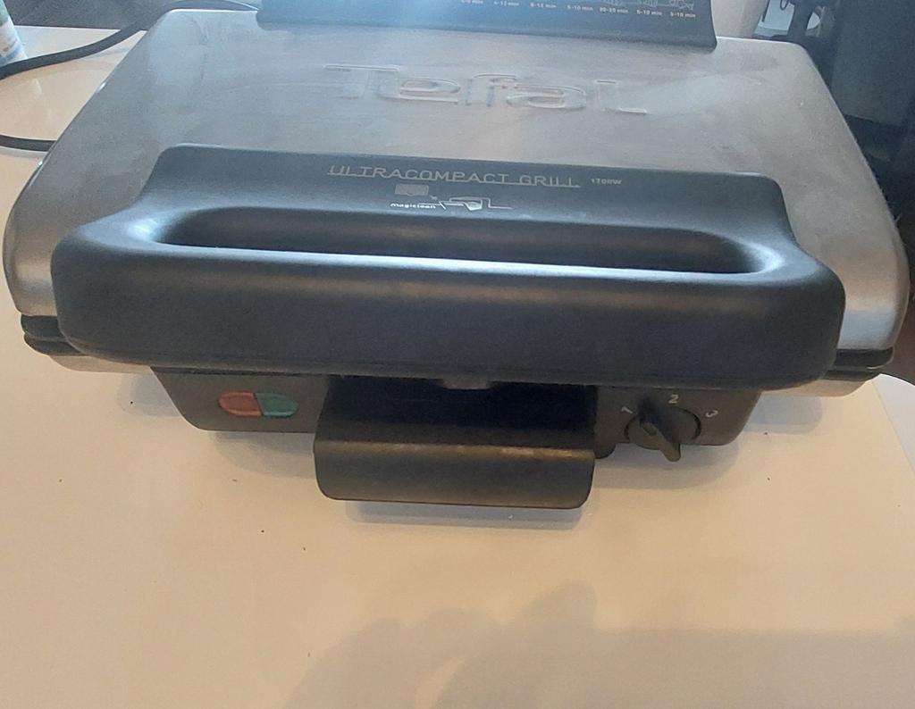 Mooie veelzijdige Tefal Contact Grill met uitneembare platen, Ophalen of Verzenden, Uitneembare platen