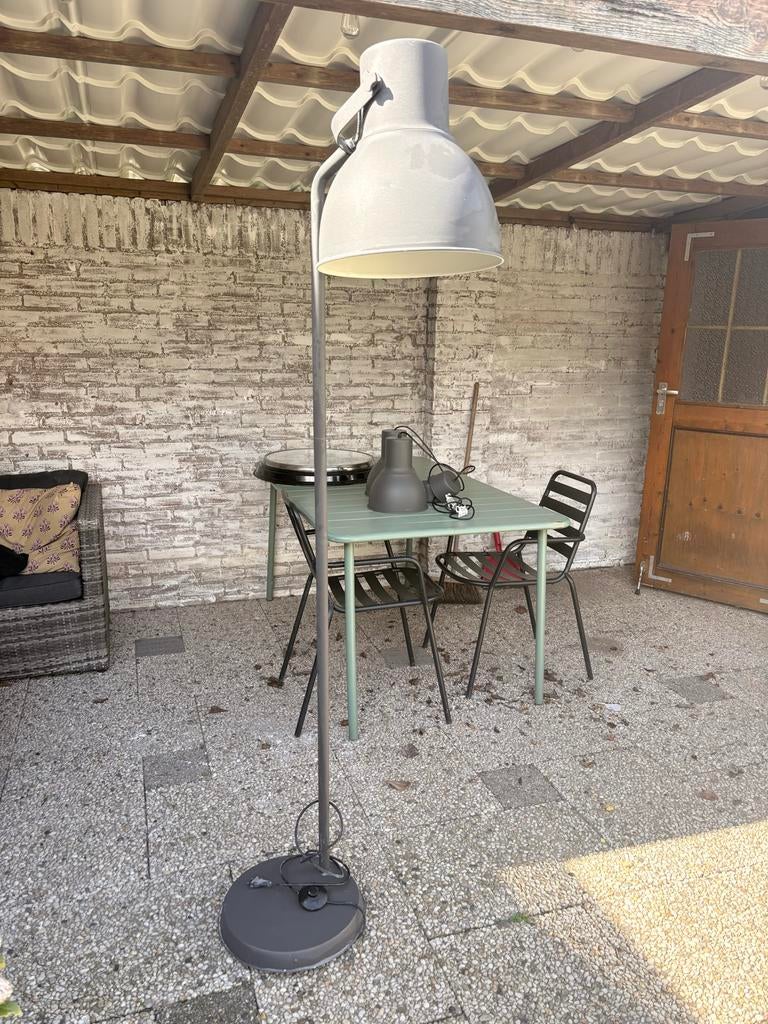 IKEA Hektar Staande Lamp - Donkergrijs, Ophalen, Gebruikt, Metaal, 150 tot 200 cm