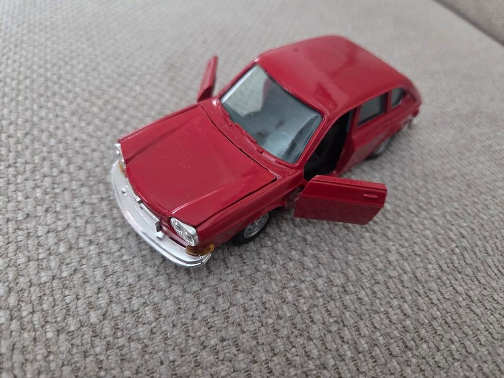 VW Volkswagen 411 Mini Gama 1125 schaal 1:43, Auto, ., Ophalen of Verzenden, Zo goed als nieuw