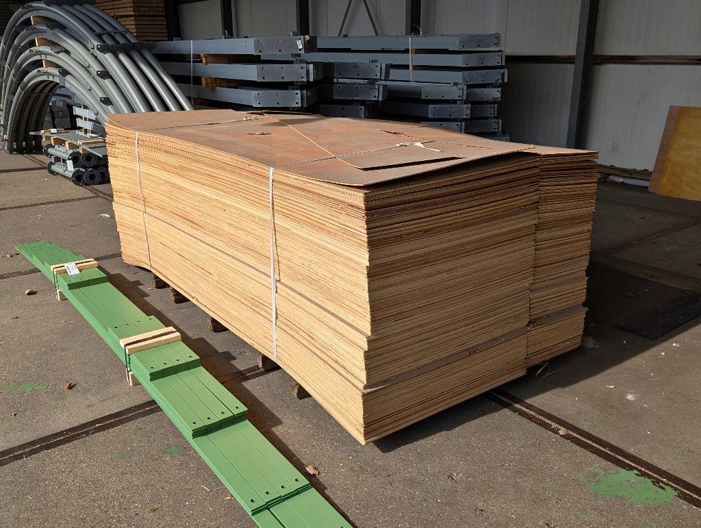 GRATIS Multiplex platen, stucloper ca.600 stuks schadepartij, Ophalen, Gebruikt, Multiplex, Minder dan 20 mm