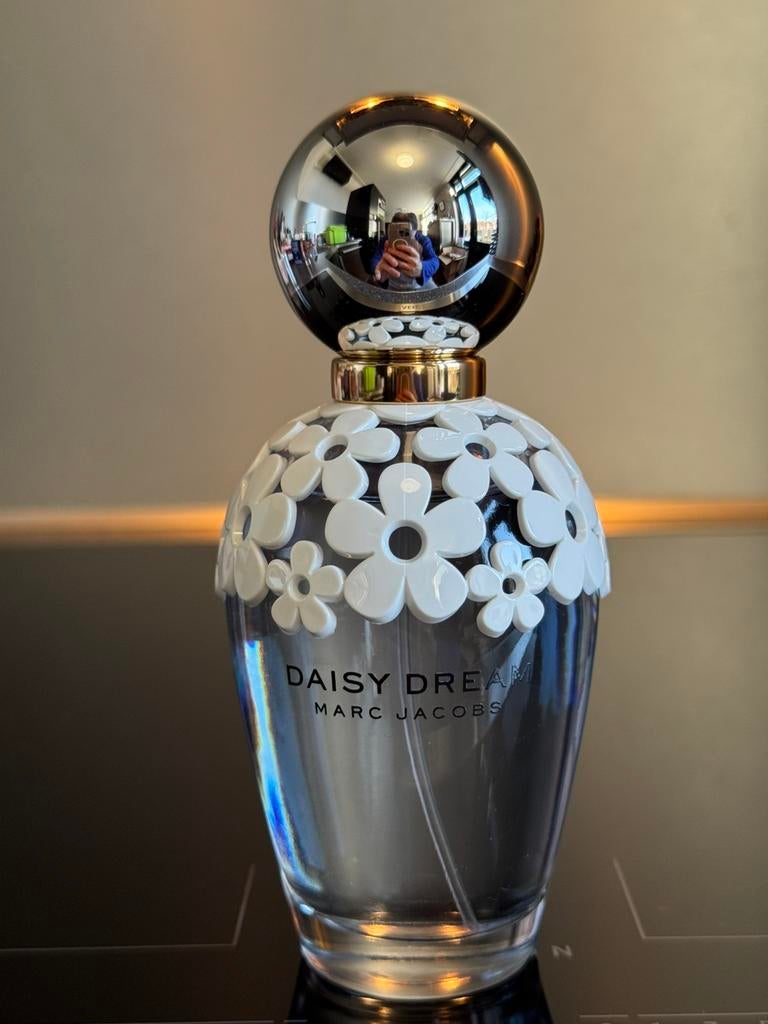 Marc jacobs daisy dreams 100ml eau de toilette, Sieraden, Tassen en Uiterlijk, Uiterlijk | Parfum, Ophalen of Verzenden, Nieuw