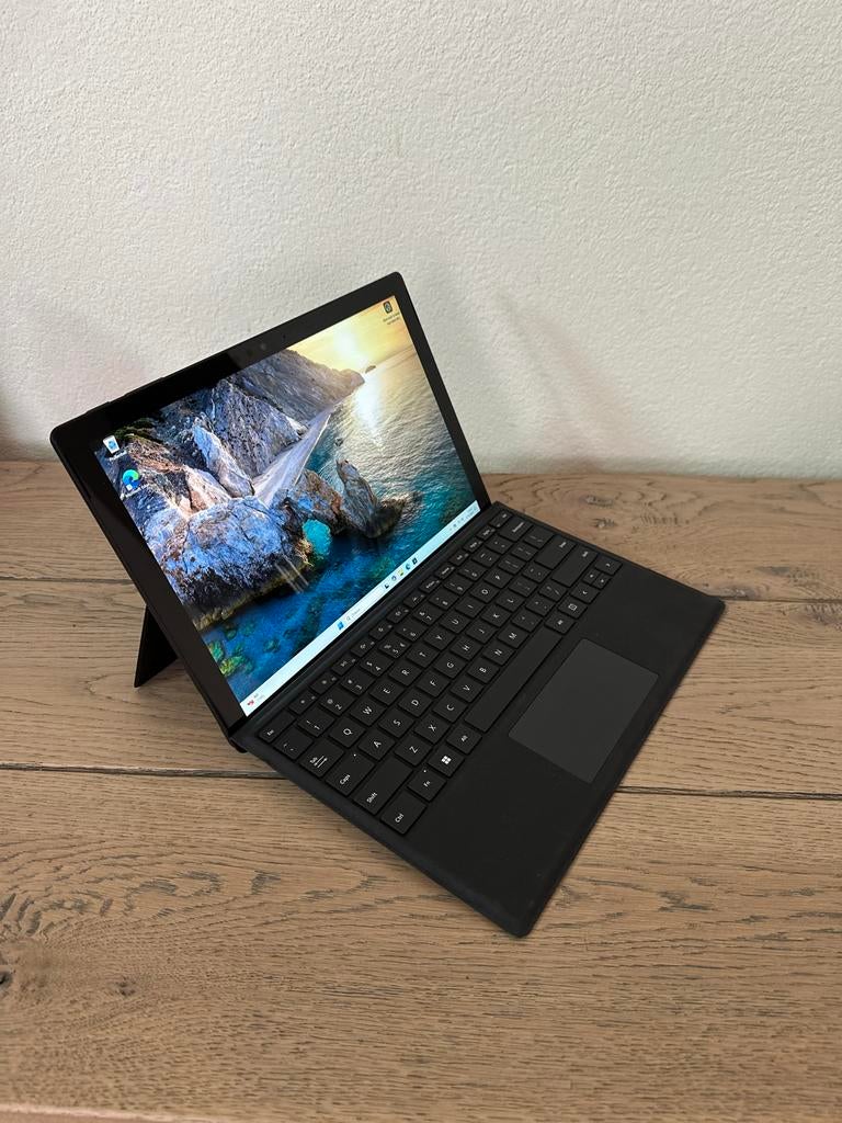 Microsoft Surface Pro 6 - Zwart i5-8350U, 8GB, 256GB SSD, Computers en Software, Windows Laptops, 256 GB, 2 tot 3 Ghz, Qwerty