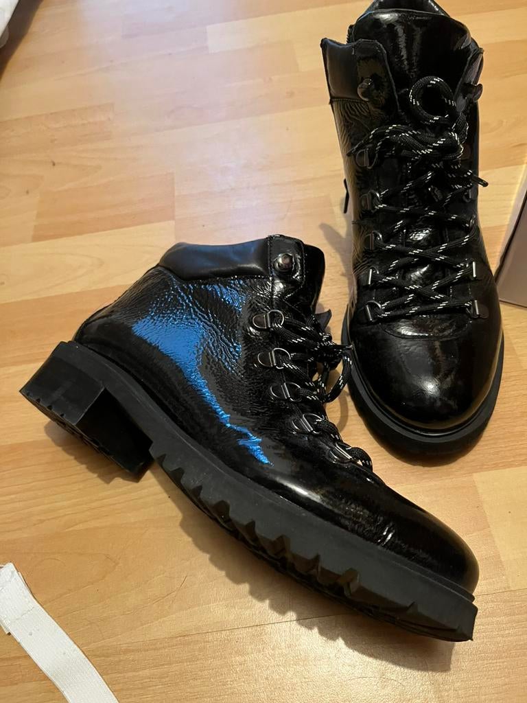 Zwarte manfield laarzen 41 lak boots stoer warm, Ophalen of Verzenden, Zo goed als nieuw, Zwart, Hoge laarzen