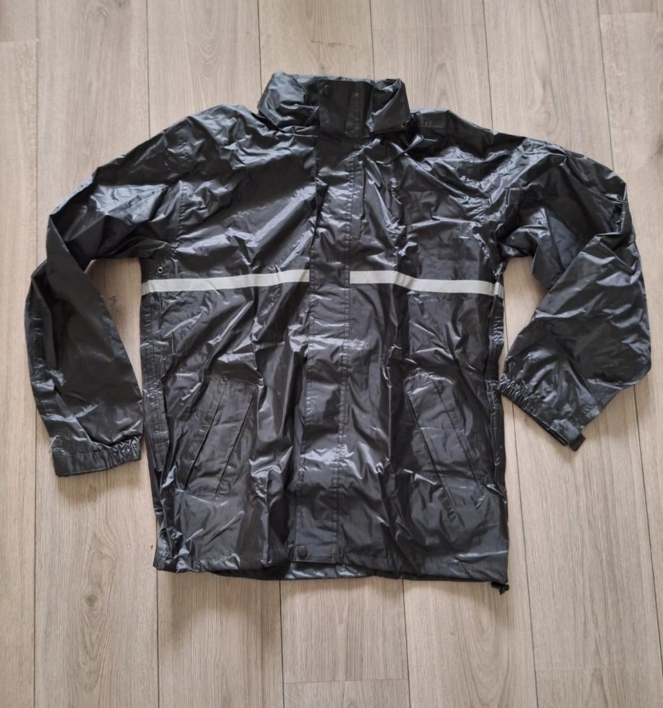HEMA regenjas zwart reflecterend maat M, Ophalen of Verzenden, Zo goed als nieuw, Regenjas, Heren