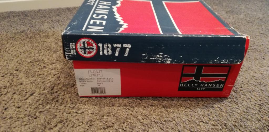 Snowboots Helly Hansen maat 34, Ophalen of Verzenden, Helly Hansen, Laarzen, Zo goed als nieuw