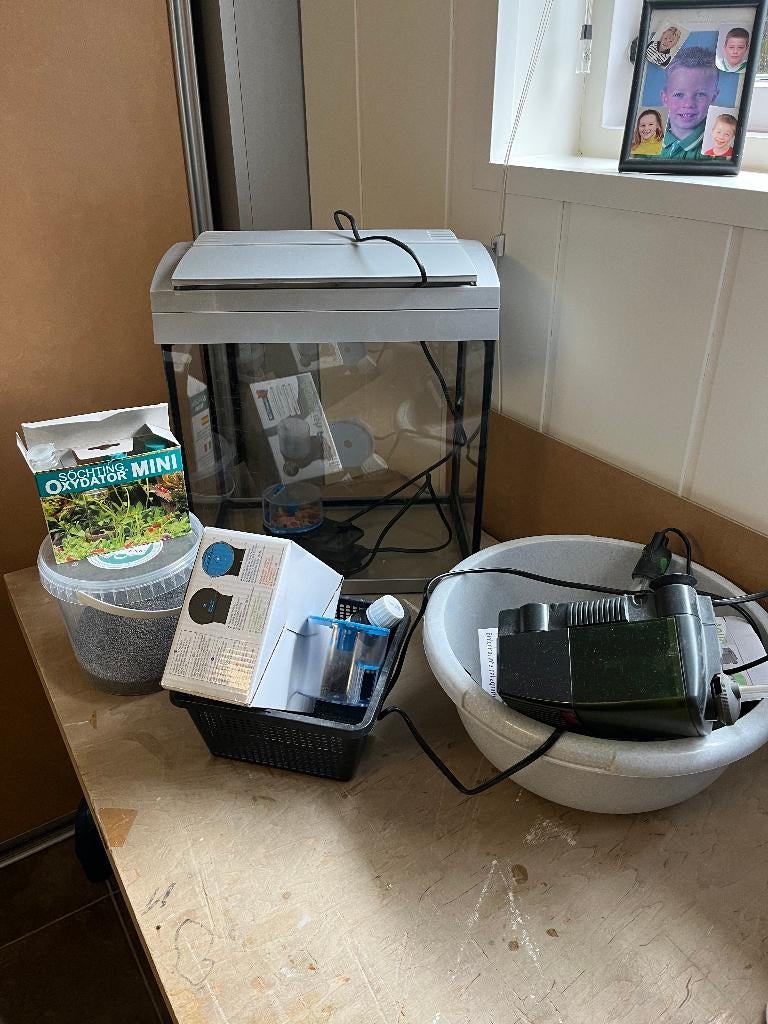 aquarium 30 liter, Ophalen, Zo goed als nieuw, Leeg aquarium