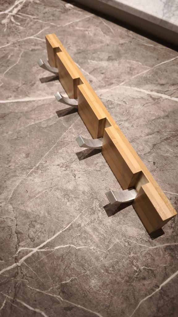 wall mounted clothes rack, Kleding | Dames, Kledingrekken, Ophalen, Nieuw