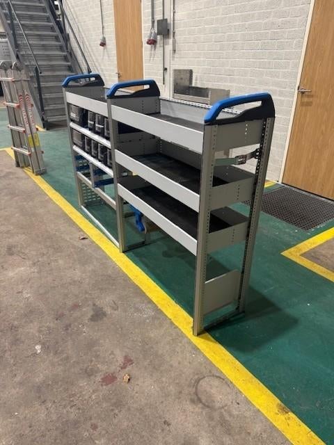 Schappen bus, Ophalen, Zo goed als nieuw