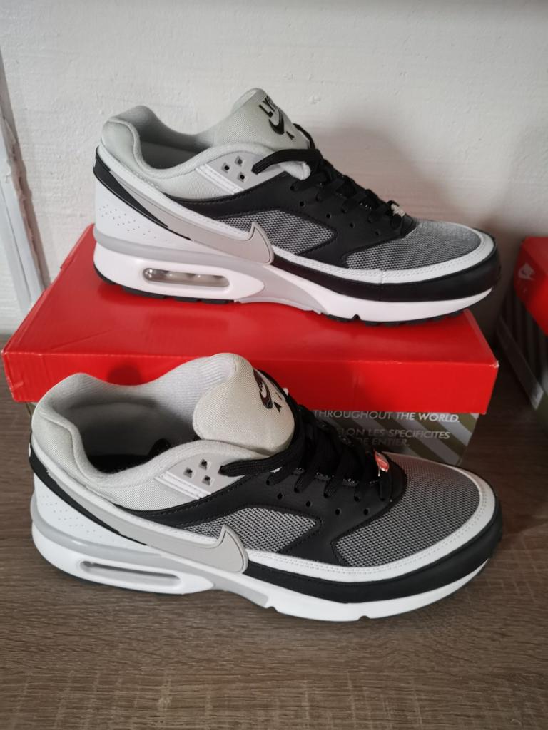 2 x Nike Air Max Classic bw maat 46, Zwart, Nike, Nieuw, Ophalen of Verzenden