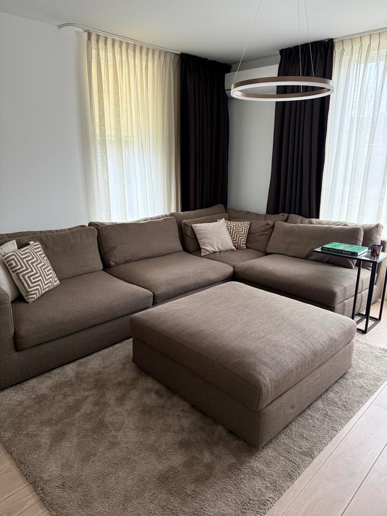 Goossens Hoekbank Taupe/Bruin + Hocker - Ruim en Comfortabel, Huis en Inrichting, Banken | Bankstellen, 100 tot 125 cm, Hoekbank