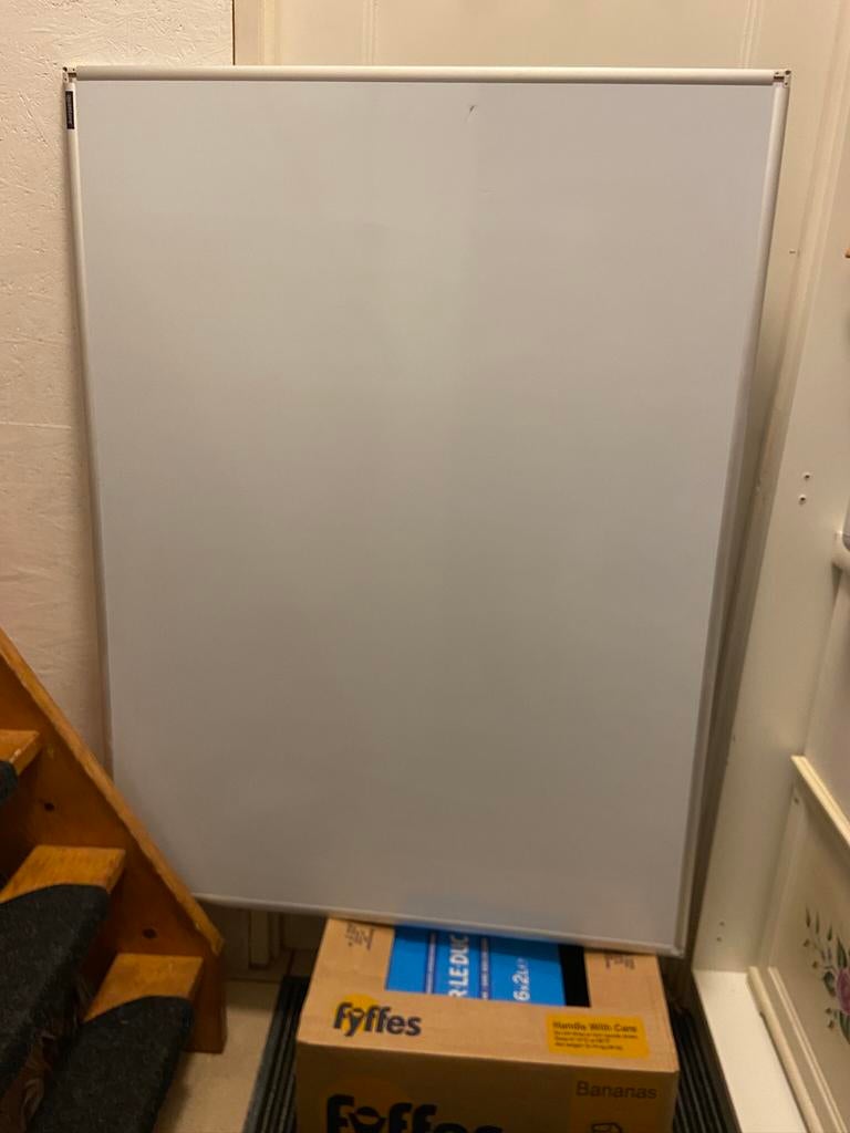 White board met stiften en magneten, Diversen, Schoolborden, Zo goed als nieuw, Whiteboard, Ophalen of Verzenden