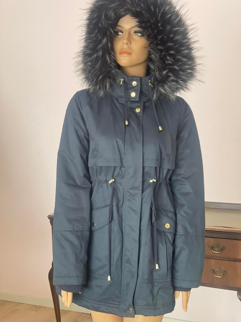 Nieuwe C&A Yessica winterjas 38 donkerblauw met bontcapuchon, Kleding | Dames, Jassen | Winter, Ophalen of Verzenden, Nieuw, Maat 38/40 (M)