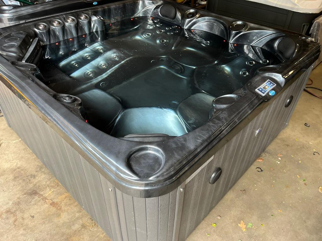 Luxe 5 persoons Spa Praise Classic incl garantie & plaatsing, Ophalen, Zo goed als nieuw, Filter