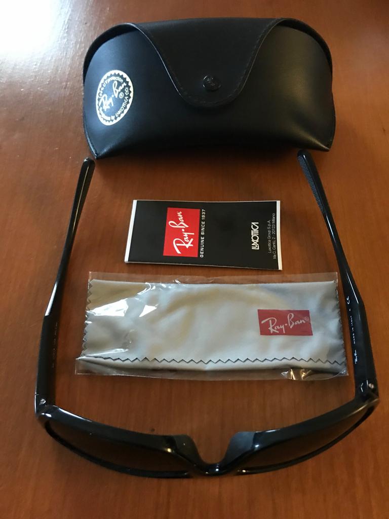 Te Koop of RUIL . Ray • Ban zonnebril, Zonnebril, Zwart, Ophalen of Verzenden, Zo goed als nieuw