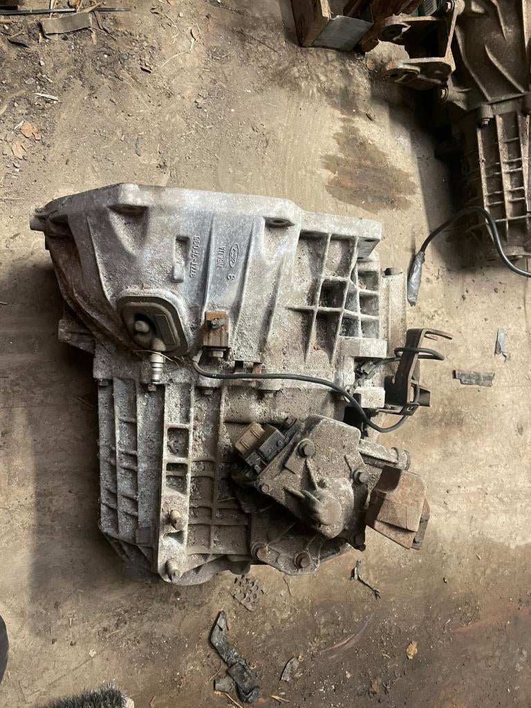 Ford mondeo mk2 versnellingsbak, Ophalen of Verzenden