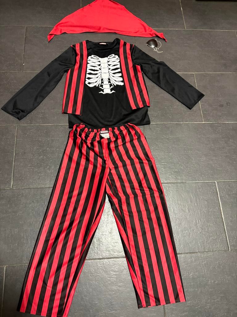 Piratenpak 4-delig - Maat 140, Ophalen of Verzenden, Gebruikt, 134 t/m 140, Jongen of Meisje