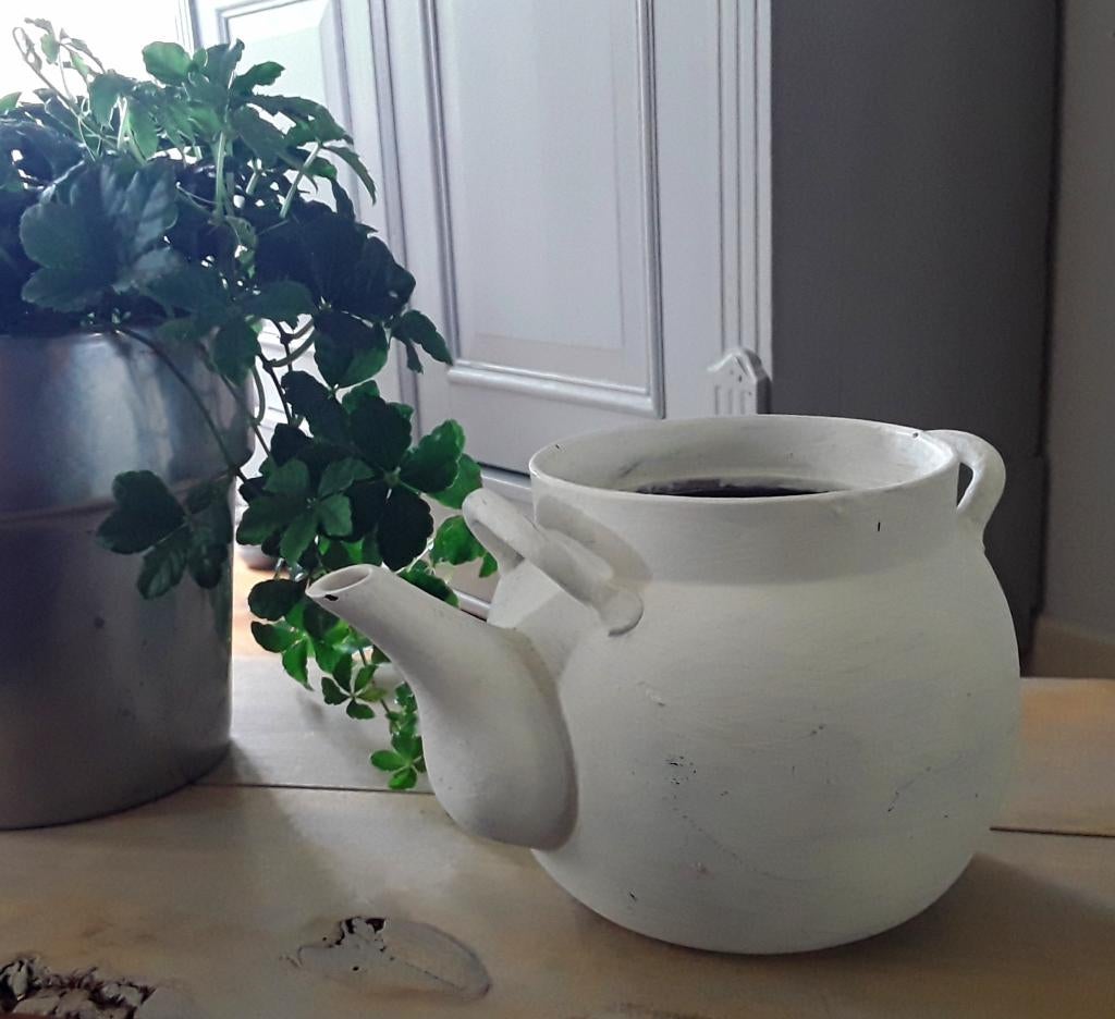 Brocant, shabby chic potje in krijtverf met slijtagespoortje, Ophalen of Verzenden