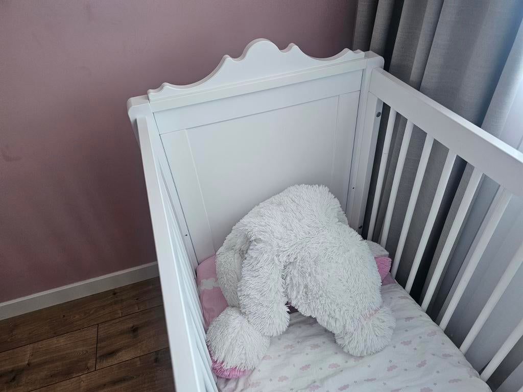 Bopita Belle Babybed Wit 60 x 120 cm, Kinderen en Baby's, Babywiegjes en Ledikanten, Ophalen of Verzenden, Gebruikt, Ledikant