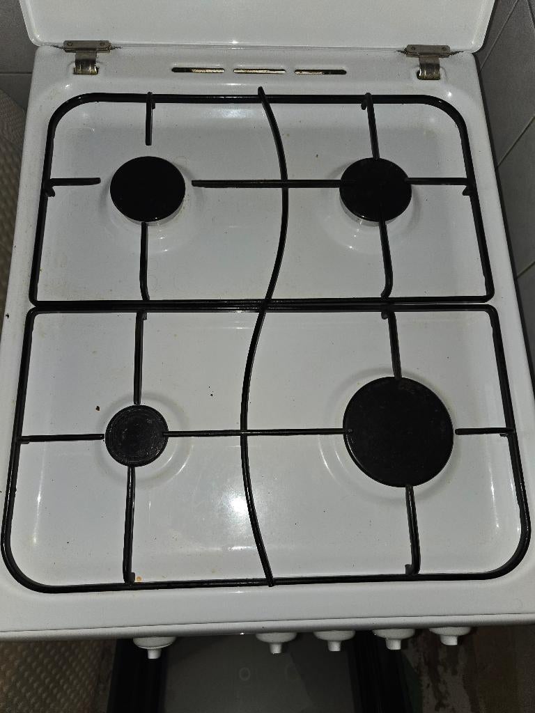 Nieuw gasfornuis /oven, Ophalen, Nieuw, 4 kookzones, Gas