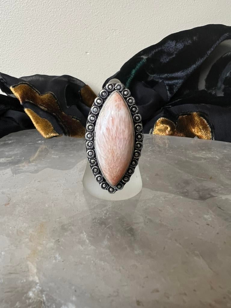 Scoleciet beschermt vrede harmonie balans intuïtie magie TIP, Nieuw, Ophalen of Verzenden, Met edelsteen, Zilver