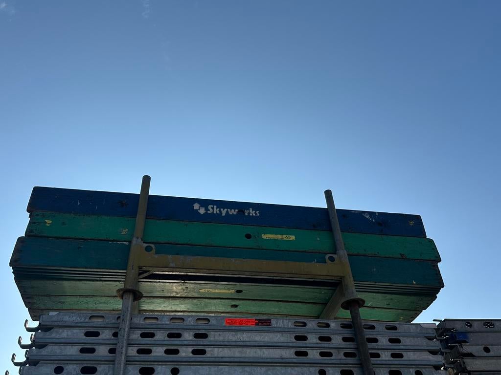 Skyworks houten kantplanken steigerplanken, Ophalen, Gebruikt, Rolsteiger of Kamersteiger, Minder dan 2 meter