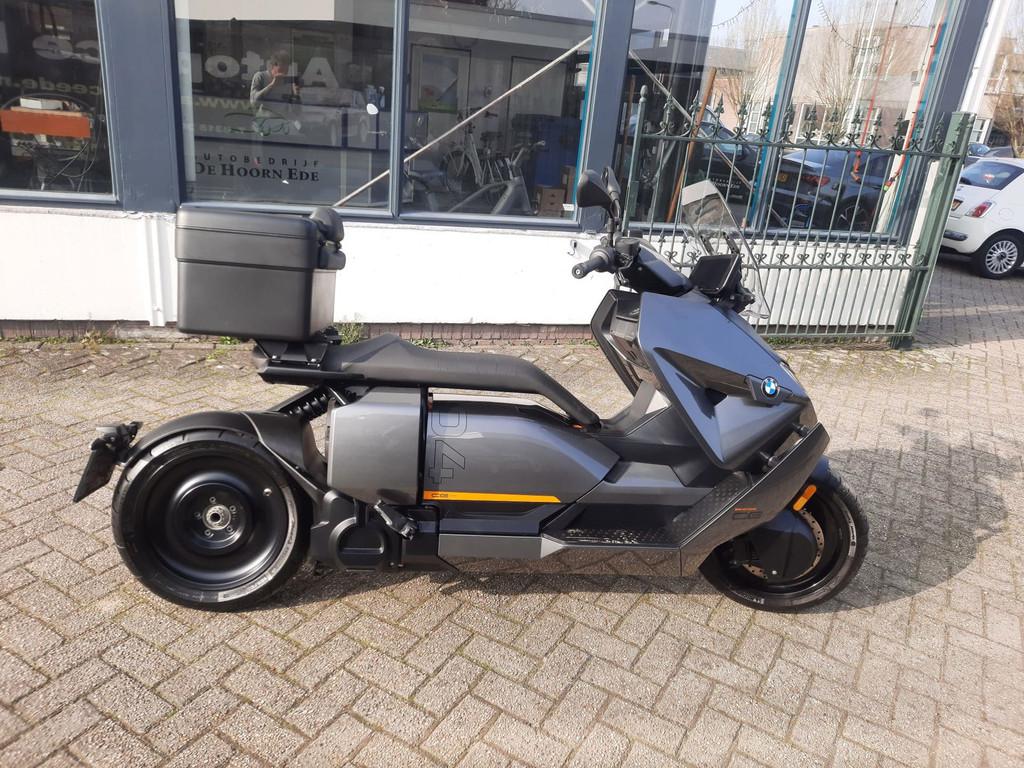 BMW Scooter CE 04 stoelverwarming handvat verwarming koffer - foto 2
