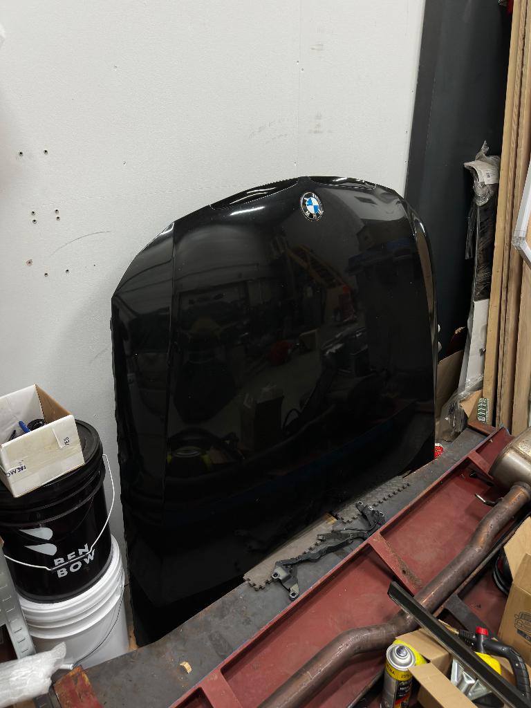 E90 motor pre-facelift motorkap, Auto-onderdelen, Ophalen, Gebruikt, BMW, Motorkap