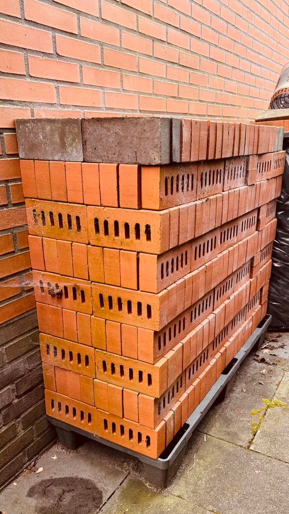Stapeltje Bakstenen Gratis, Ophalen, Zo goed als nieuw, Bakstenen