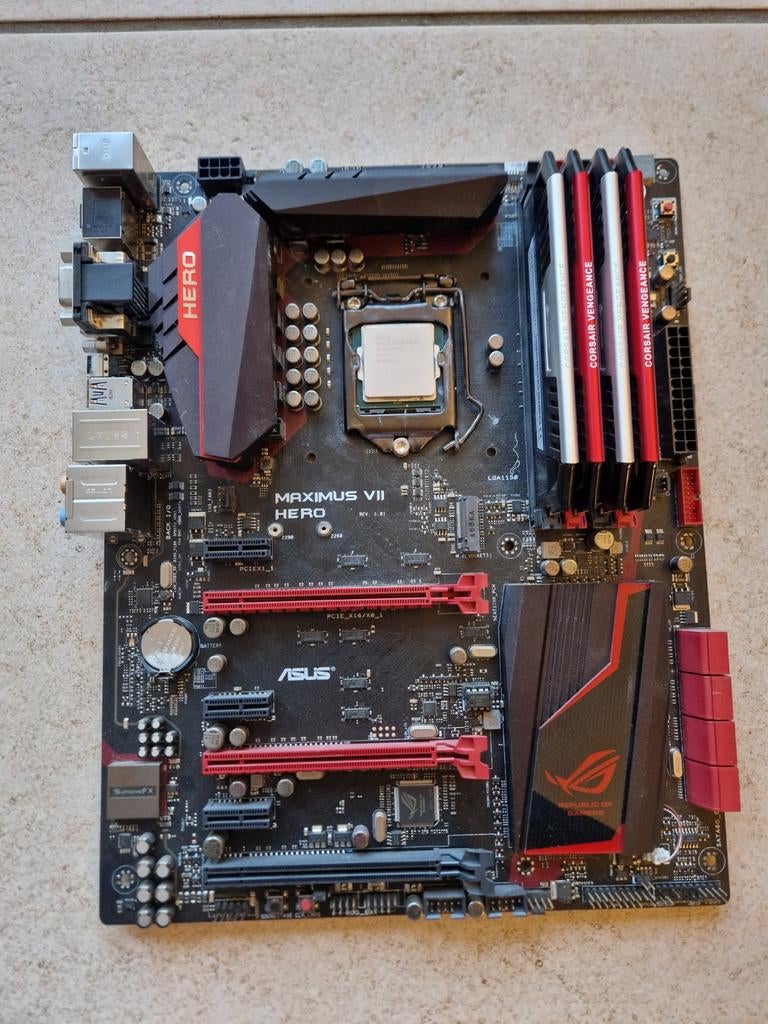Asus Maximus VII Hero i7 4770k 24 GB Corsair ram upgrade set, Ophalen of Verzenden, DDR3