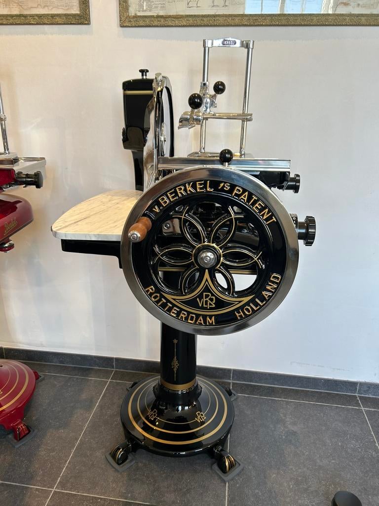 Prachtige oude snijmachine berkel gerestaureerd zwart goud, Ophalen