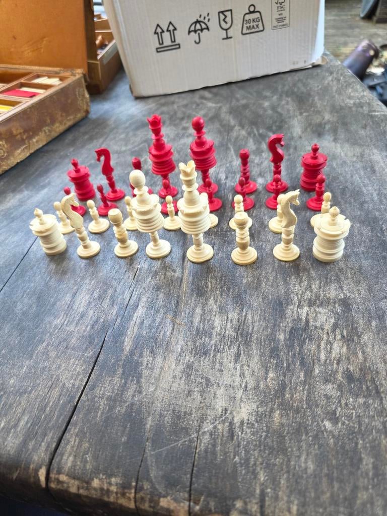 Ivoren of benen schaakstukken, Ophalen of Verzenden