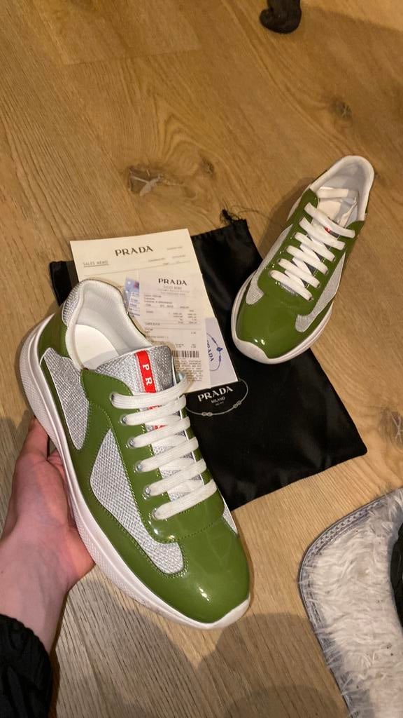 Prada cup olive green, Ophalen of Verzenden, Zo goed als nieuw, Overige kleuren